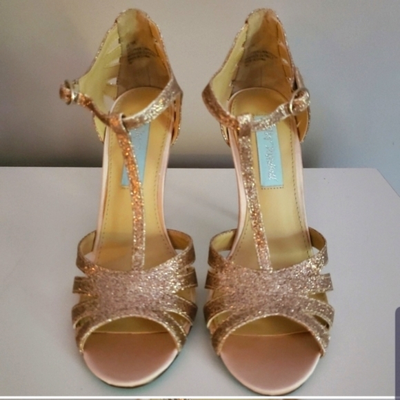 Betsey Johnson SB Tee heels NIB - Picture 3 of 6